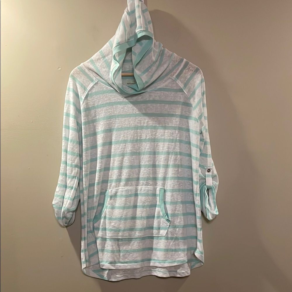 Earth Yoga Organic Hooded Top